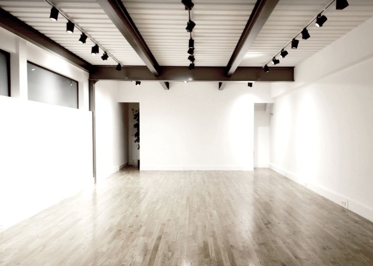 75003-90-123-Archives