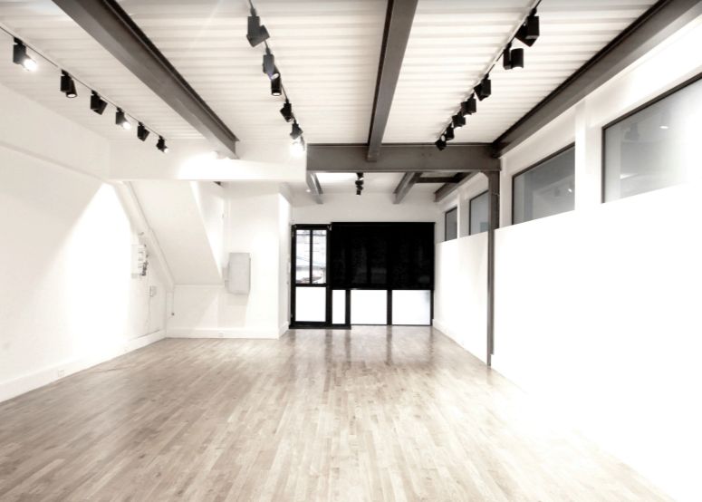 75003-90-123-Archives