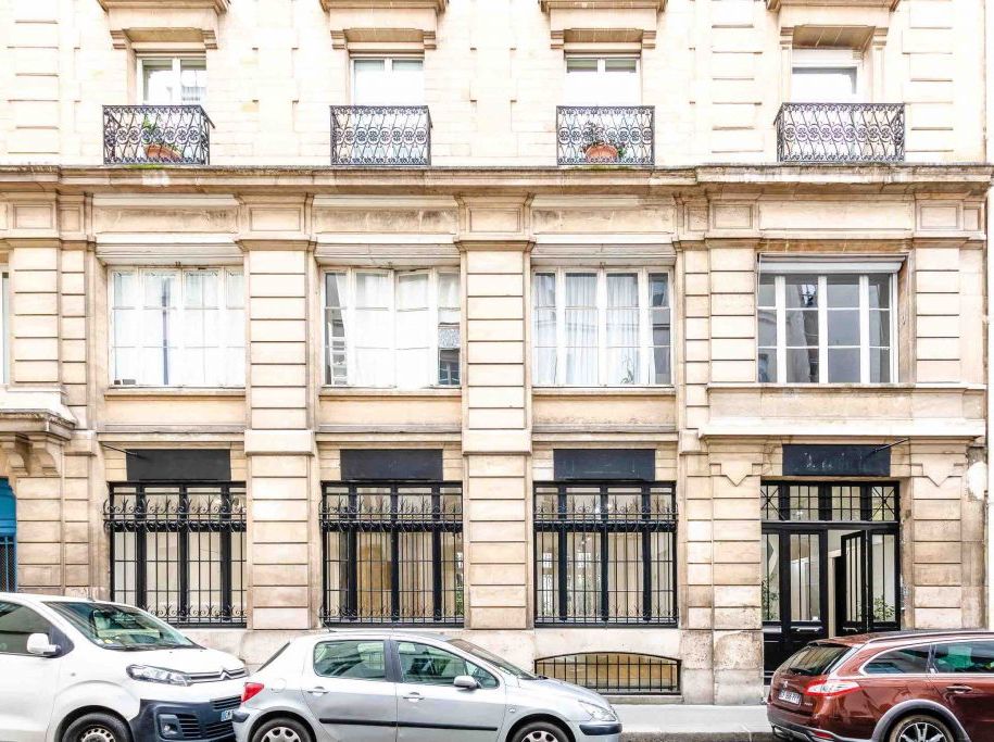 75003-340-125-Archives