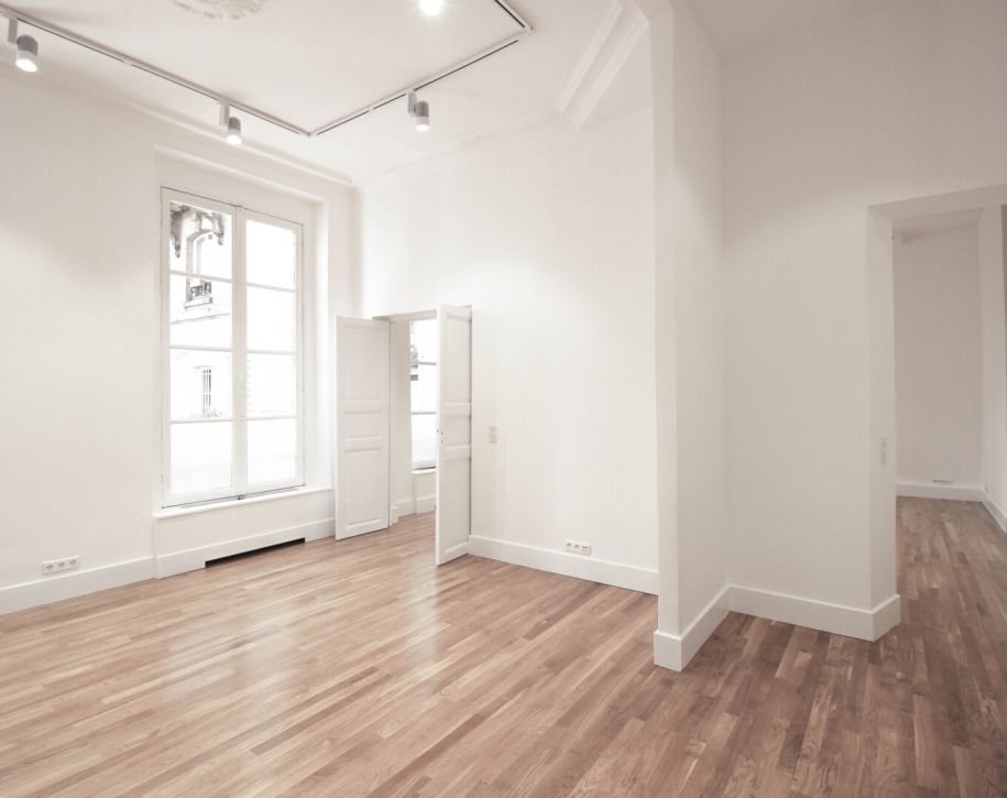 75003-115-122-Archives