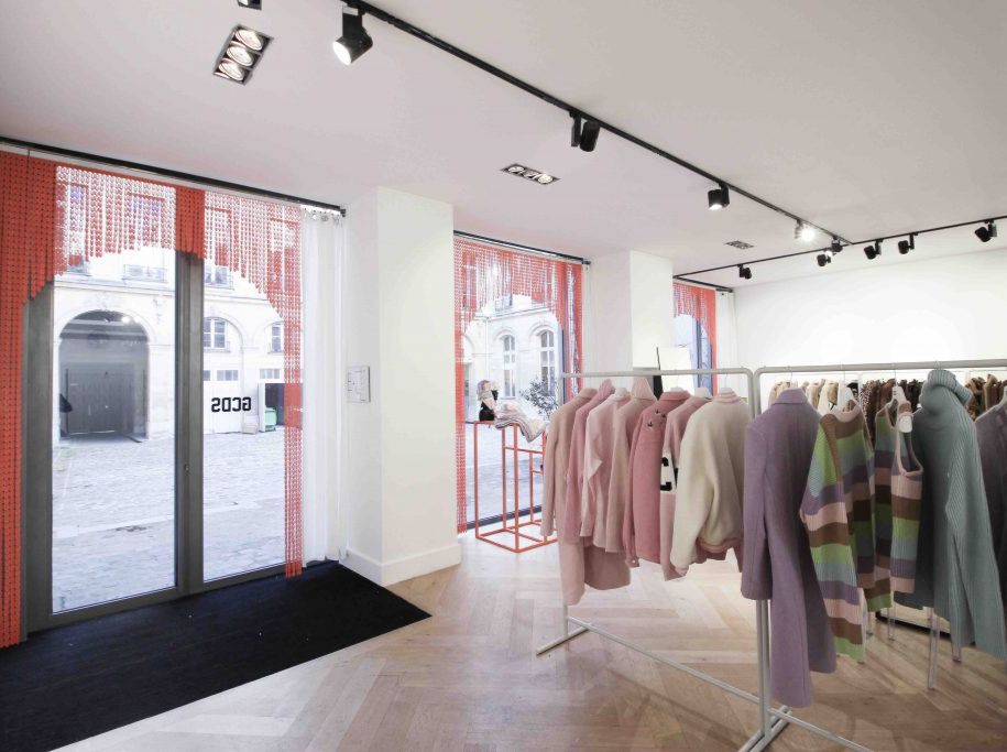 75003-175-124-Archives