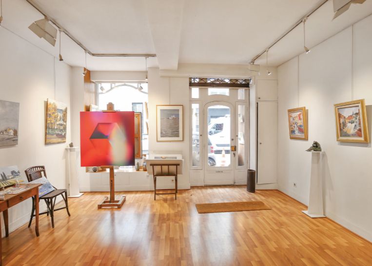 75001-60-370-Palais-Royal