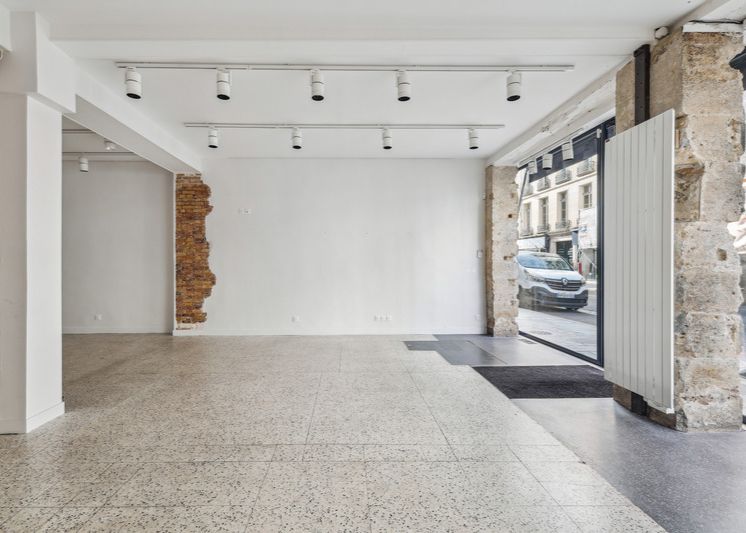 75003-90-130-Archives