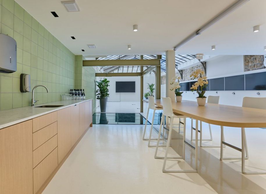 75003-290-306-Archives