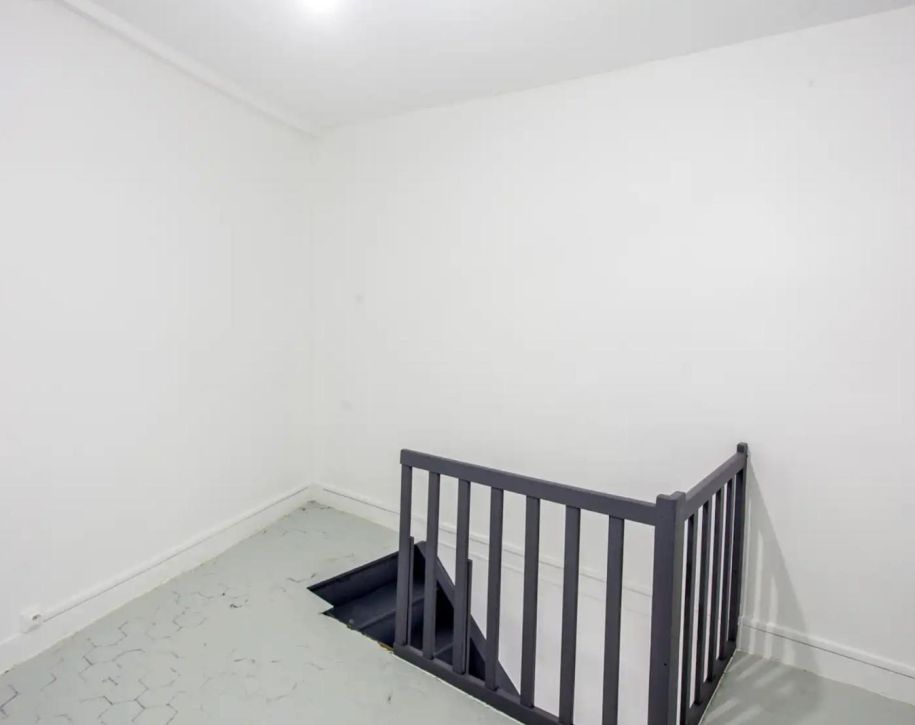 75003-50-104-Archives