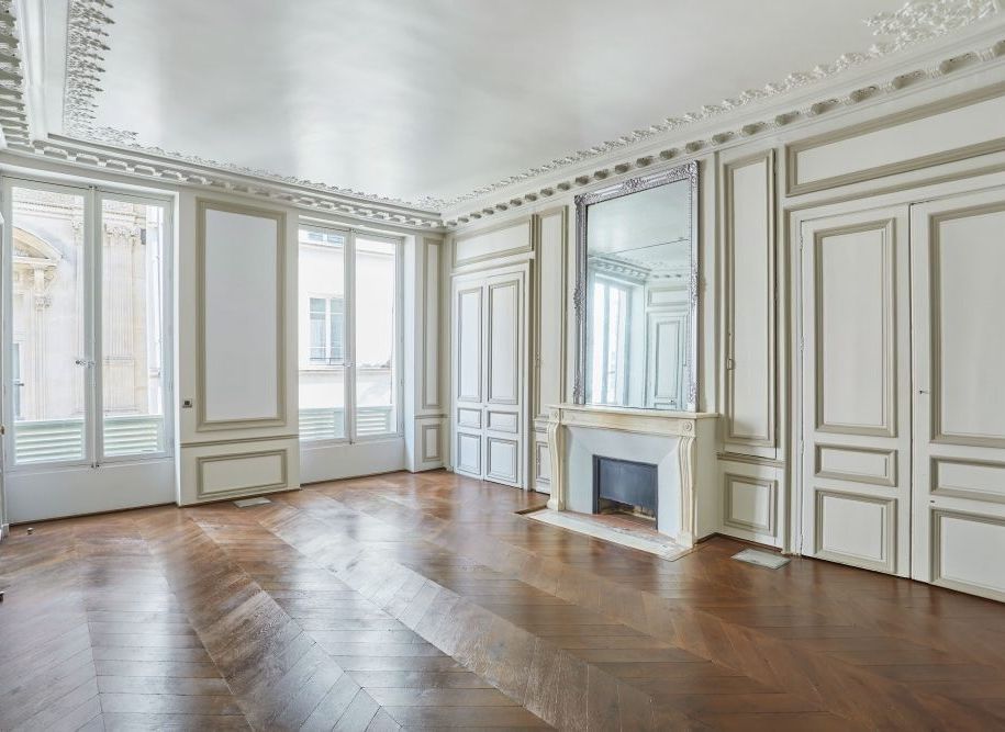 75001-160-102-Palais-Royal