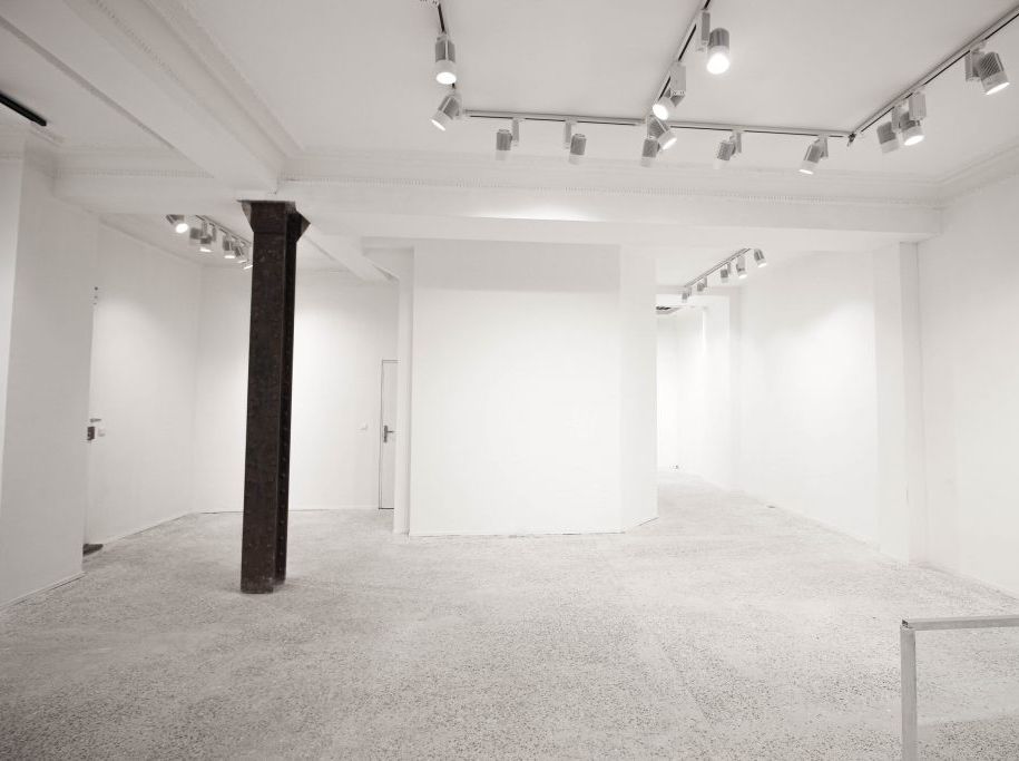 75003-130-155-Sainte-Avoye