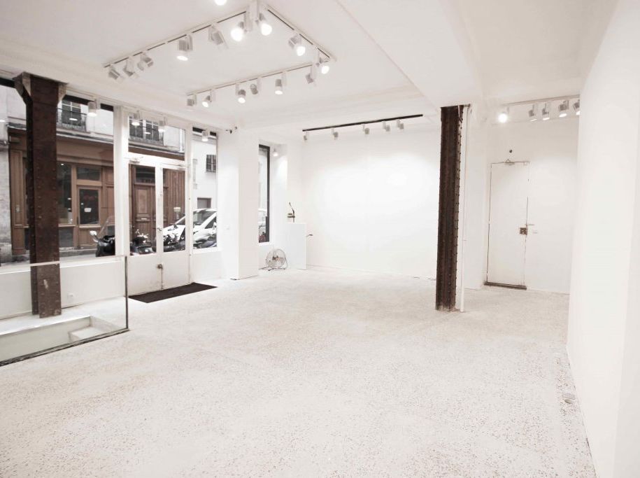 75003-130-155-Sainte-Avoye