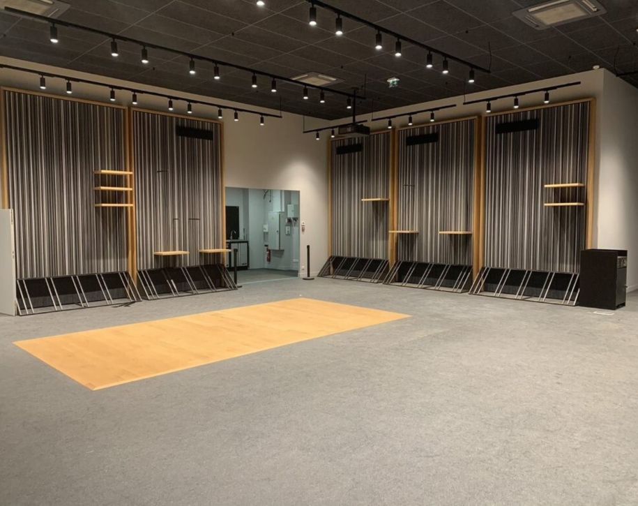 75002-187-1751-Vivienne