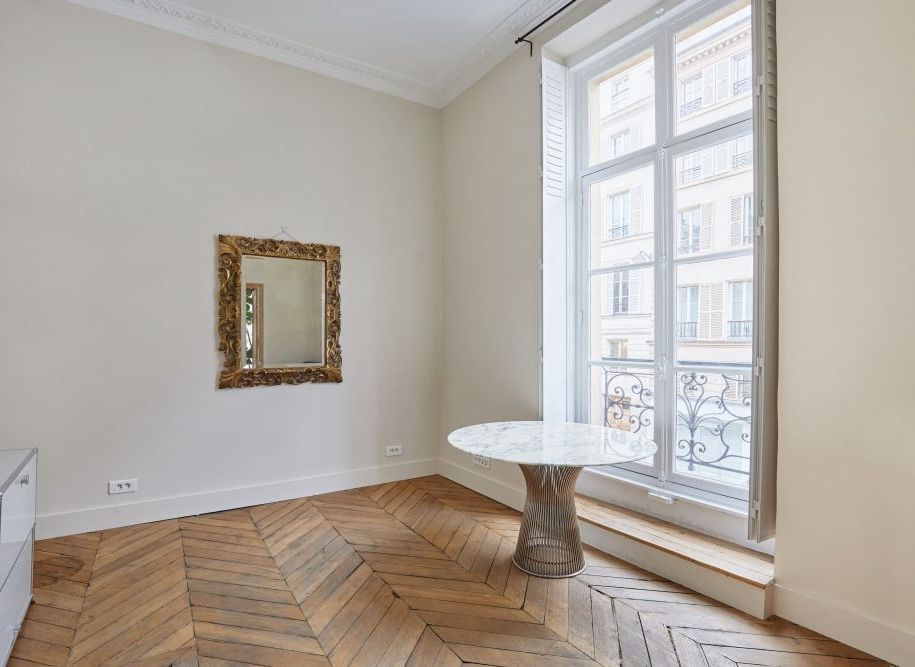 75003-90-110-Archives