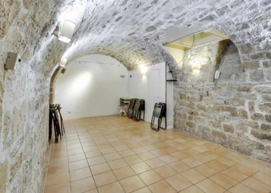 75003-140-311-Sainte-Avoye