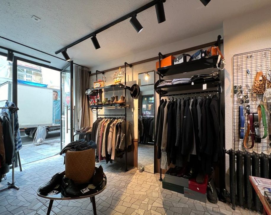 75003-27-493-Archives