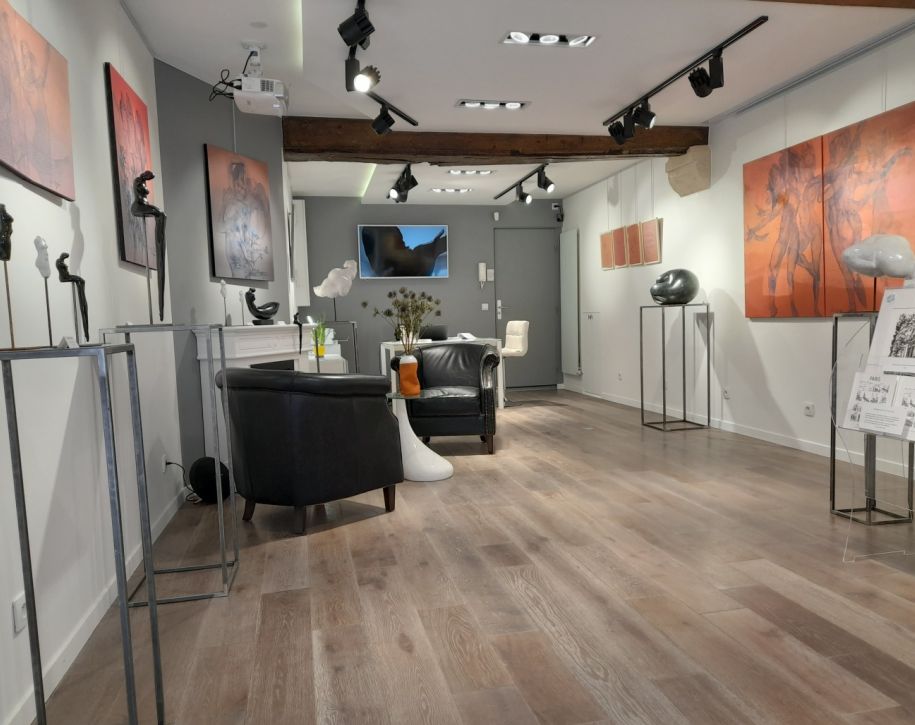 75004-43-526-Notre-Dame