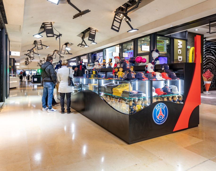 75008-23-1561-Champs-Élysées