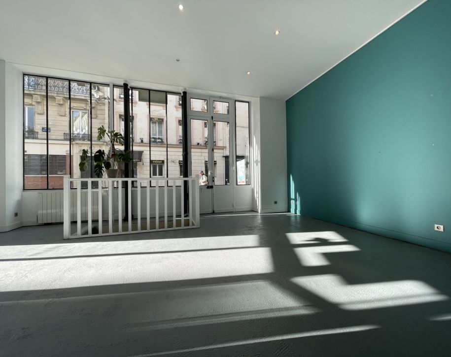 75010-110-27-Porte-Saint-Martin