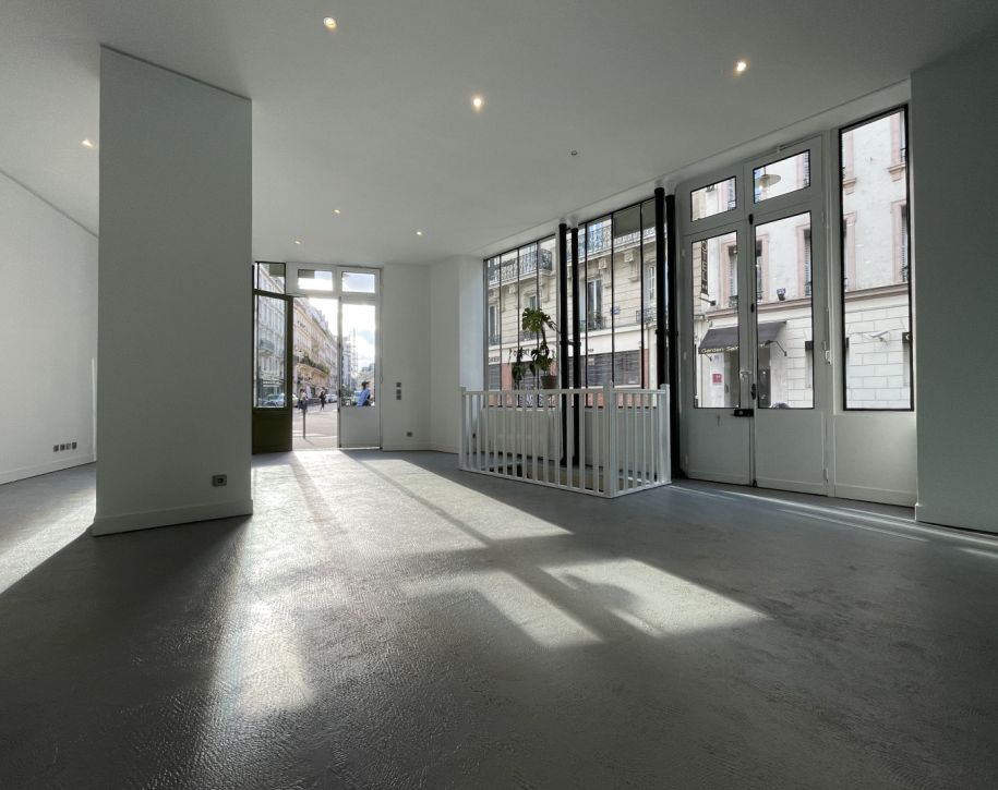 75010-110-27-Porte-Saint-Martin