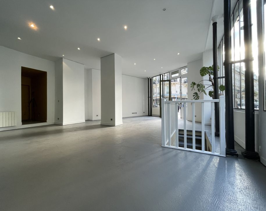 75010-110-27-Porte-Saint-Martin