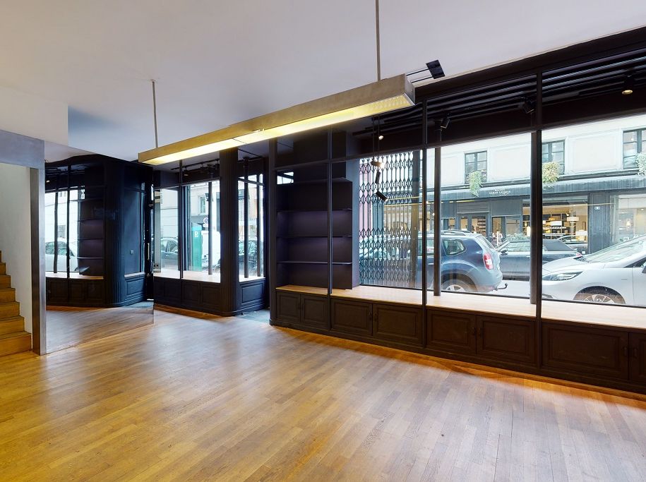 75001-85-24-Palais-Royal