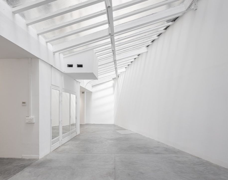 75003-226-35-Archives