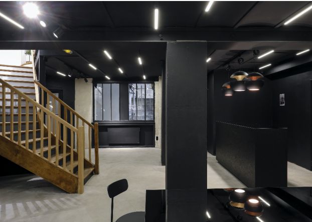 75003-130-46-Archives