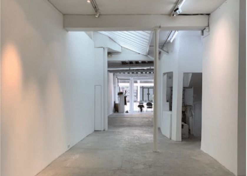 75001-257-228-Halles