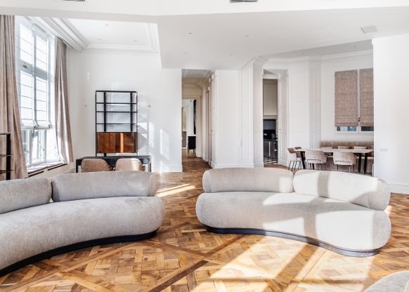 75001-210-101-Palais-Royal