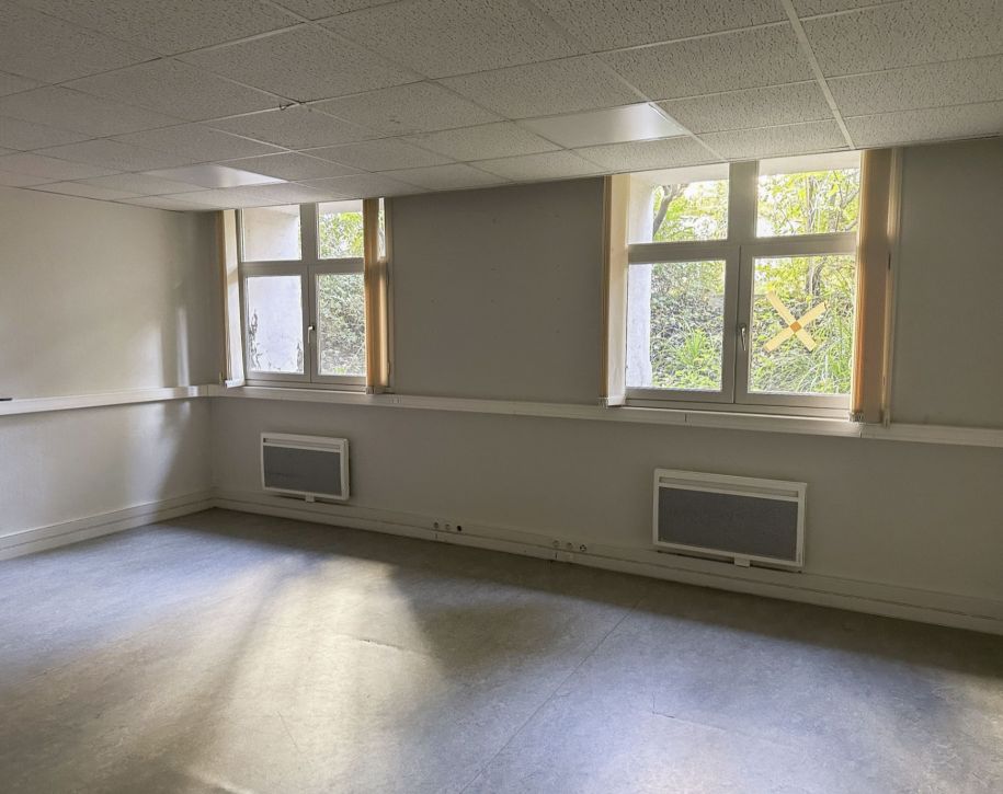 75009-1475-284-Saint-Georges