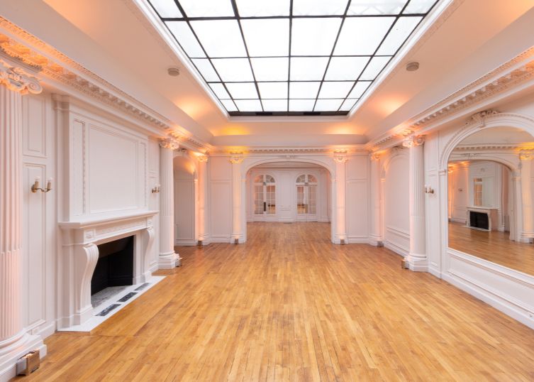 75008-350-528-Madeleine