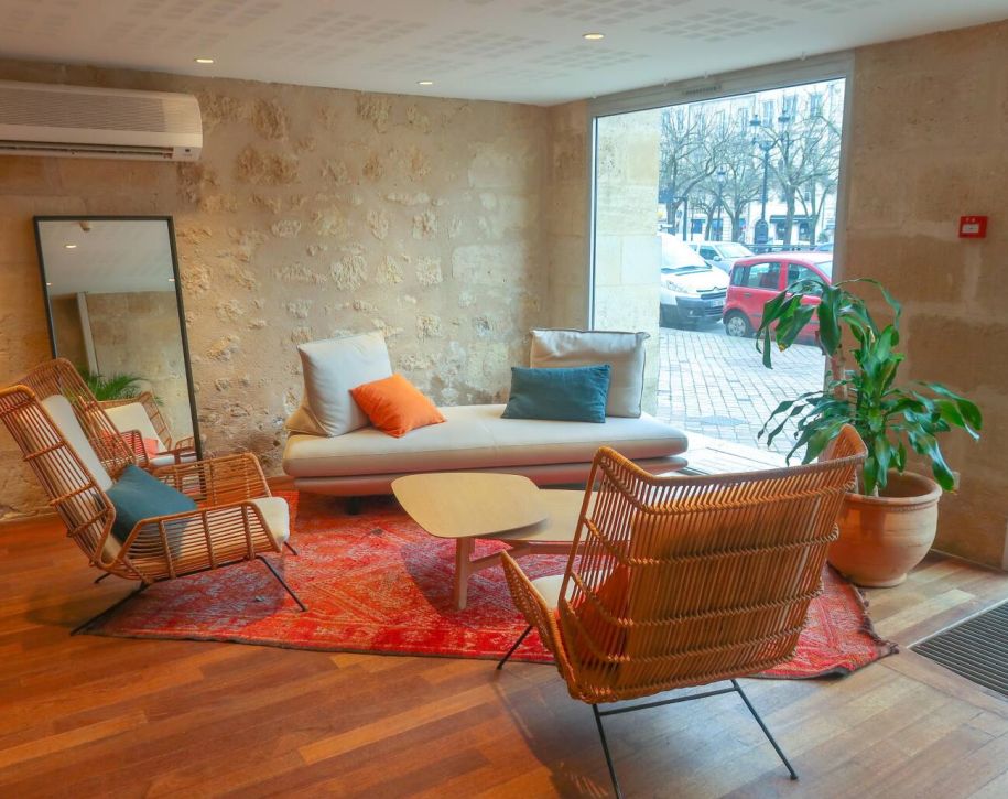 33000-56-530-Bordeaux