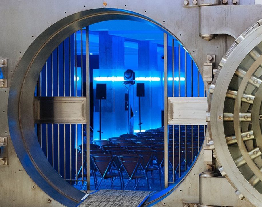 75001-1280-1637-Place-Vendôme