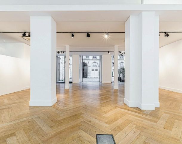 75003-175-124-Archives