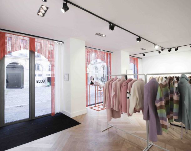 75003-175-124-Archives