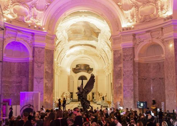 75008-774-384-Champs-Élysées