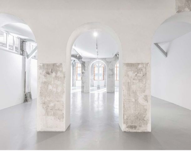 75011-255-1592-Folie-Méricourt