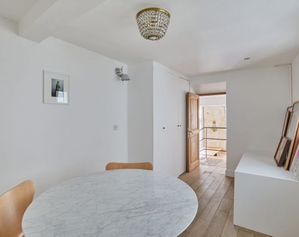 75003-90-110-Archives