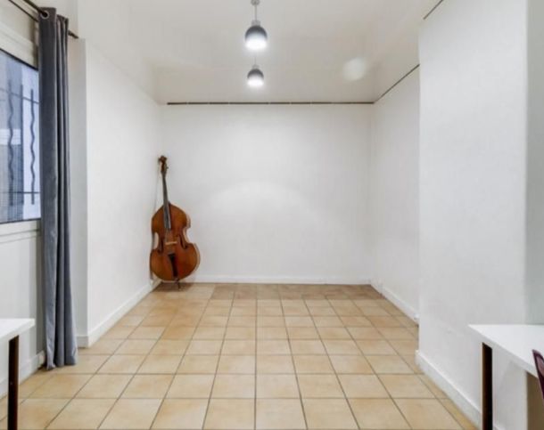 75003-140-311-Sainte-Avoye