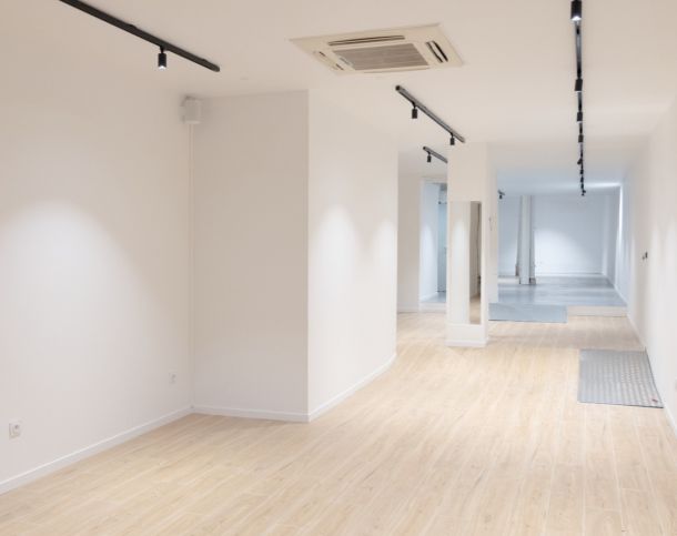 75003-120-32-Sainte-Avoye