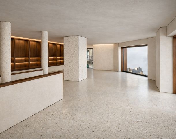 75008-200-1813-Madeleine