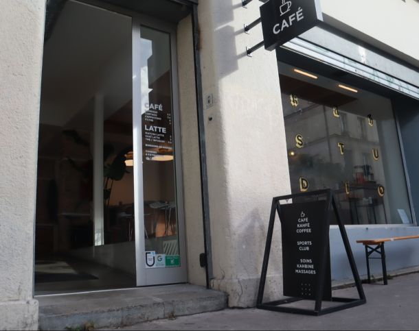 75010-100-508-Hôpital-Saint-Louis