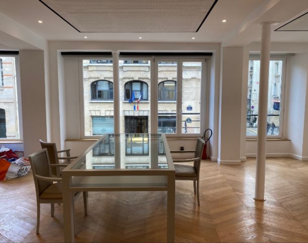 75003-115-470-Arts-et-Métiers