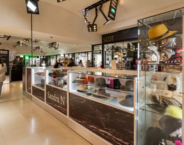 75008-19-1559-Champs-Élysées