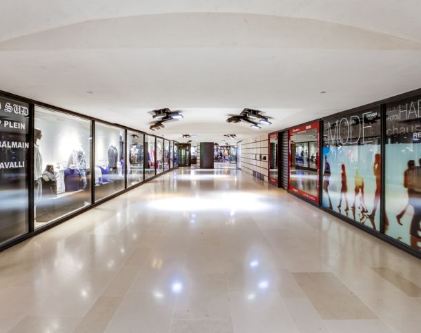 75008-23-1561-Champs-Élysées