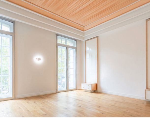 75008-340-330-Champs-Élysées