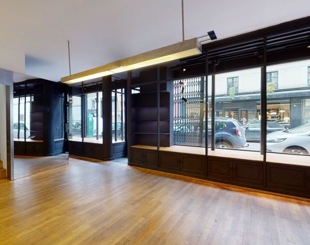 75001-85-24-Palais-Royal