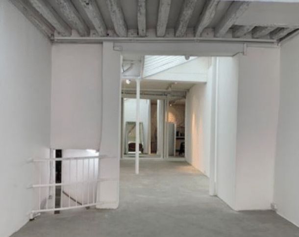 75001-257-228-Halles