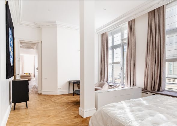 75001-210-101-Palais-Royal