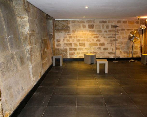 75001-240-154-Halles