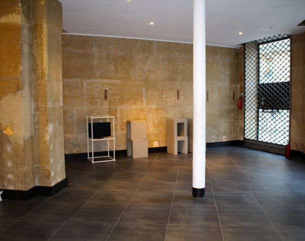 75001-240-154-Halles