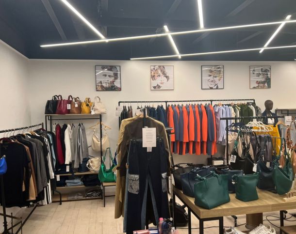 75009-134-389-Faubourg-Montmartre