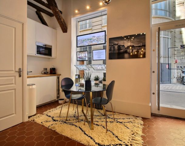 75004-30-1570-Saint-Gervais